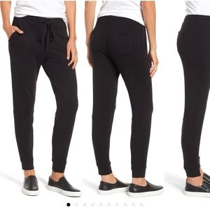 EUC Lou and grey sweatpants